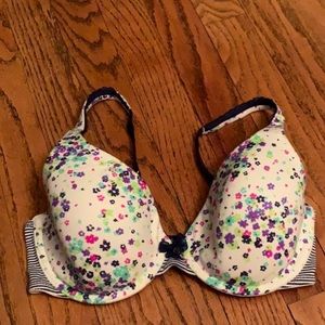 Victoria’s Secret floral bra